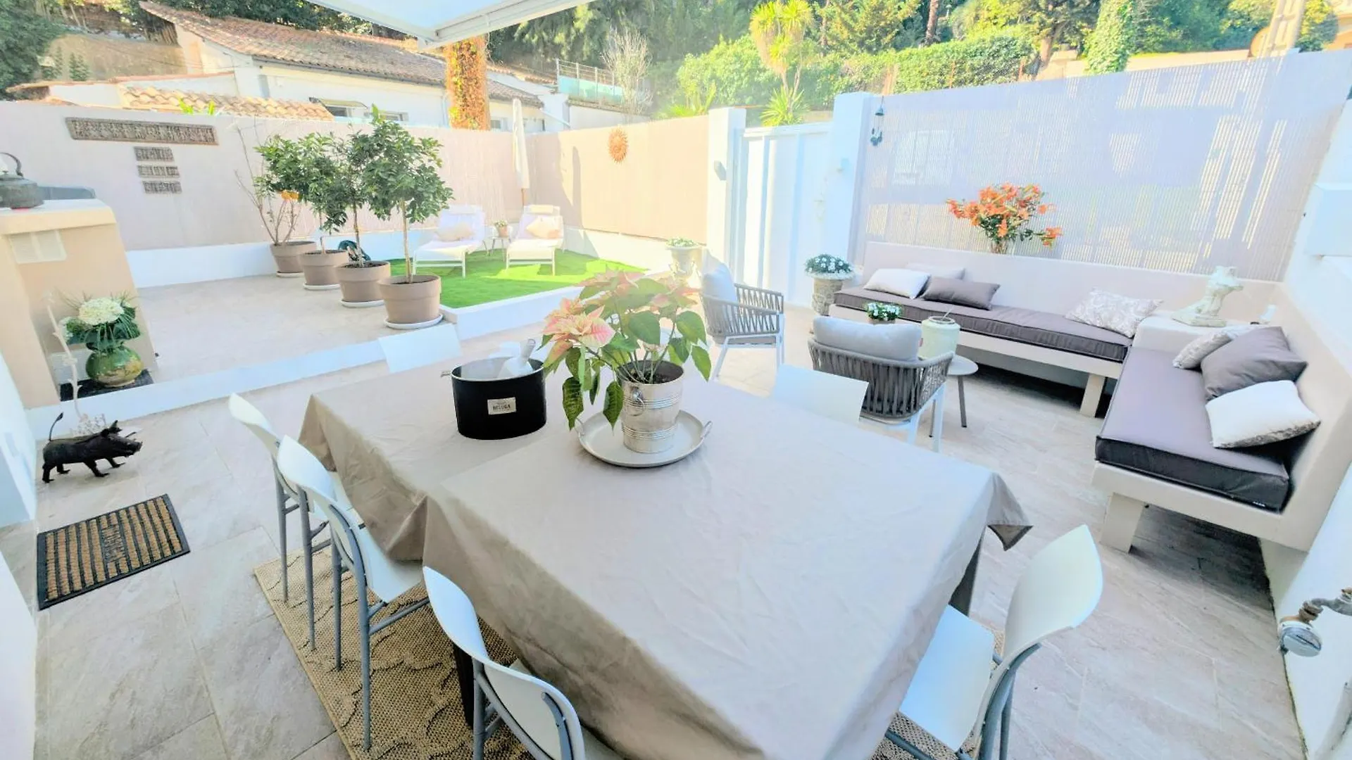 Apartment Ref Mauresque By Palmes D Or Properties Golfe-Juan France